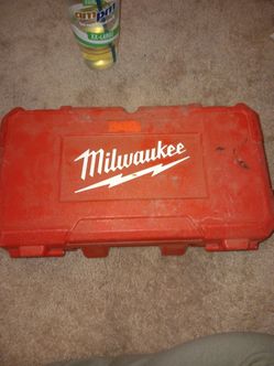 Milwaukee Hole Dozer