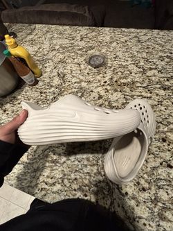 Nike Foam Clogs – Minimalist Light Bone Colorway – Gently Worn