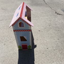 Cute Doll House For Sale $60 
