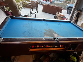 Pool table $400 OBO
