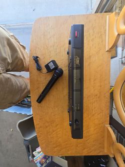 Lavalier AWR6011 wireless microphone