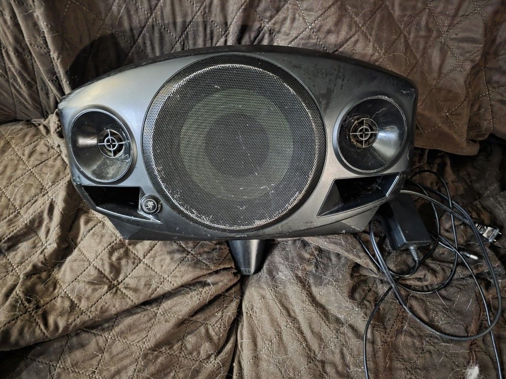 Used Mackee Freeplay Portable Pa System 