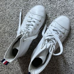 women’s Tommy Hilfiger shoes