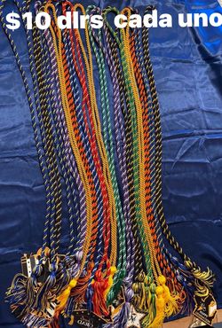 Graduation 🧑‍🎓 leis