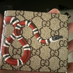 Gucci Mens Wallet 