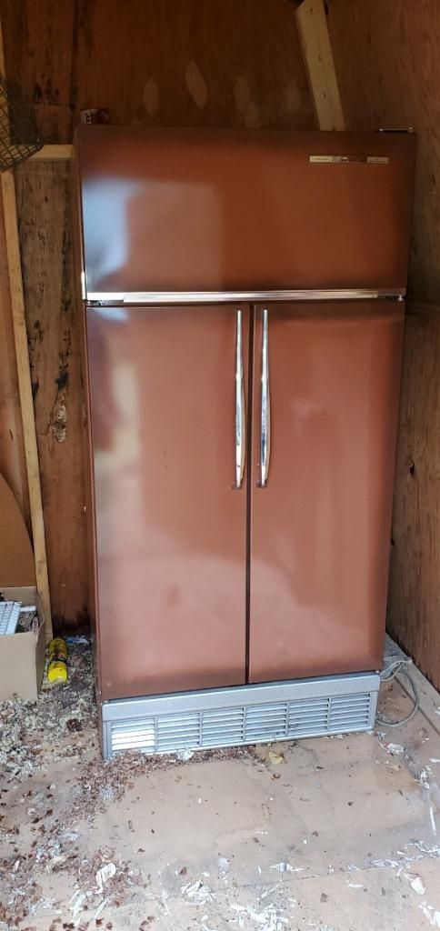 FREE - Refrigerator