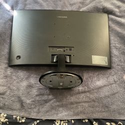 Samsung Curved Monitor 