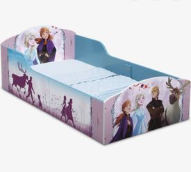 Bed for baby girl