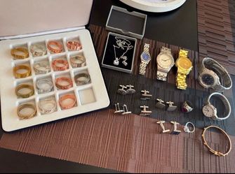 Mixed Fashion Jewelry Lot Watches Bracelets Rings Earrings Necklace