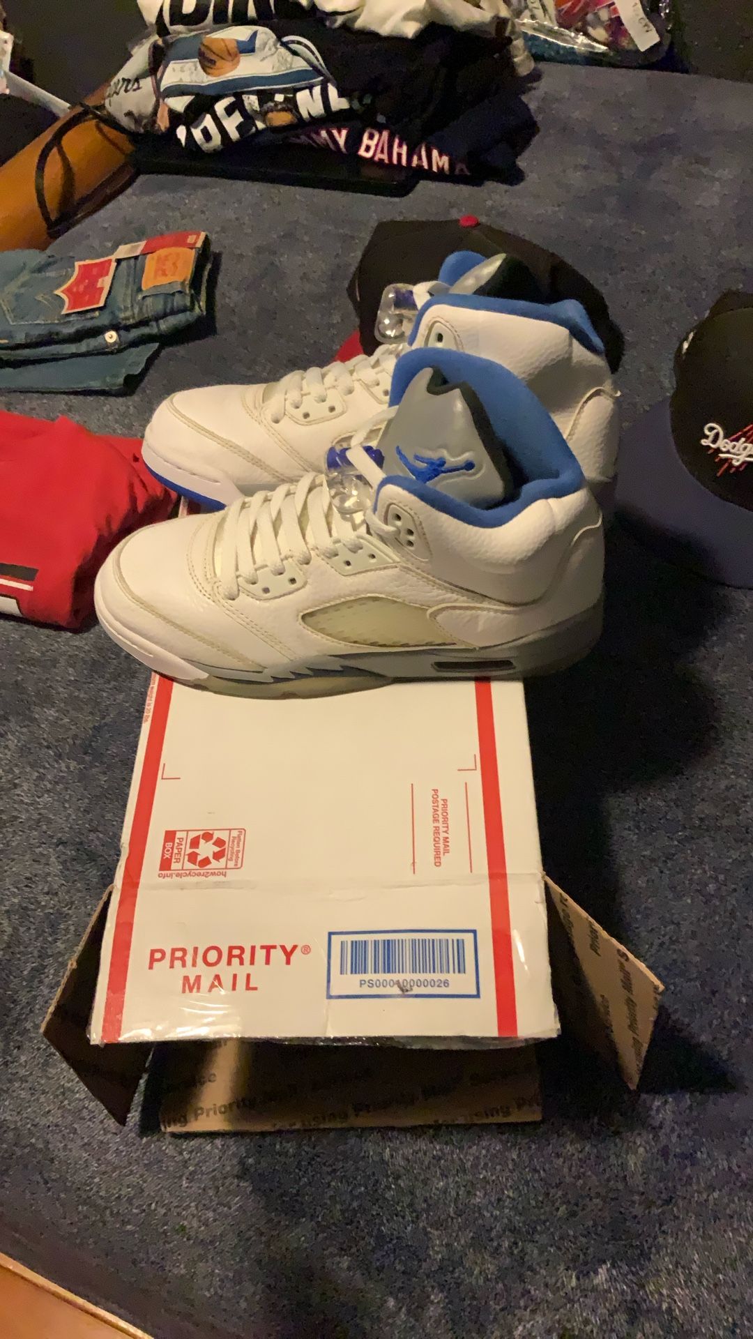 Jordan Retro 5 White Stealth Kids Grade School Shoes Size 6.5 Youth Used Good Condition No Marks No Box Authentic