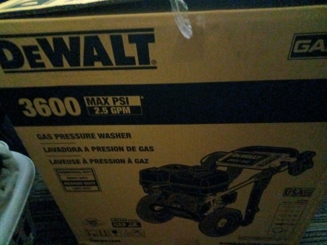 Brand New DeWalt 3600 Gas Powered Pressure Washer