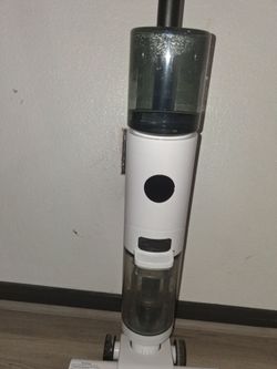 Light weight wet and dry vacume.
