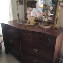 Dresser (need gone)