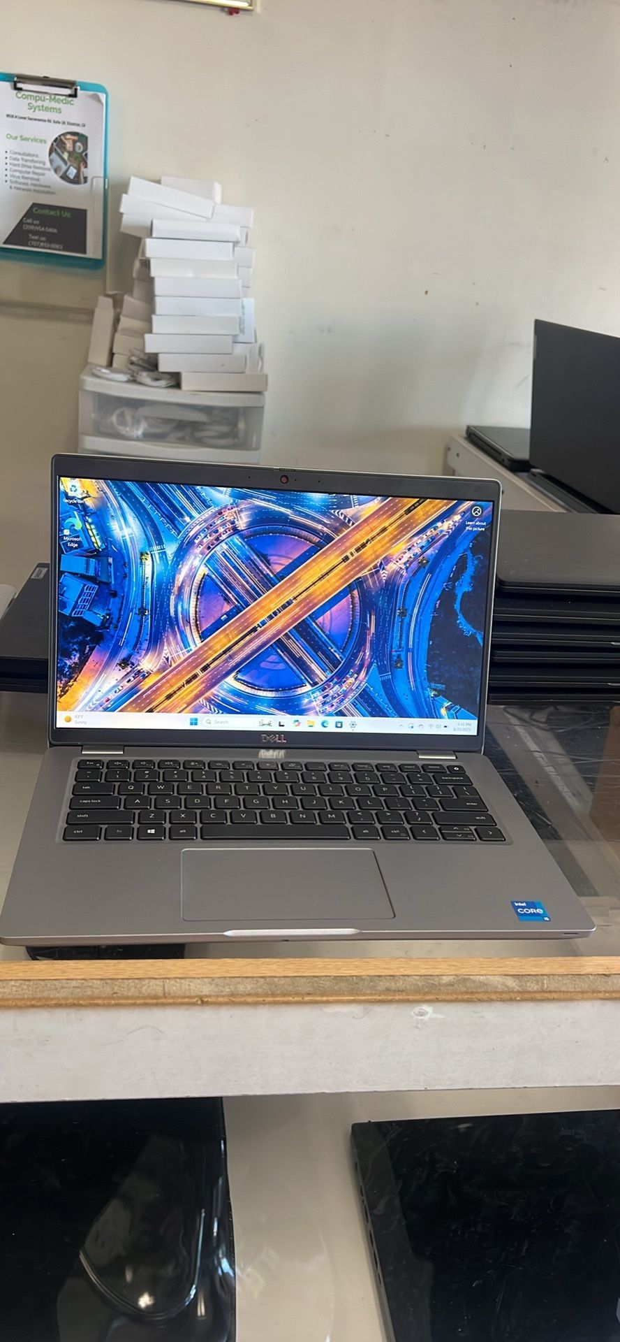 Dell Latitude 5420 11th Gen Core i7 Windows 11 Pro 16 GB RAM