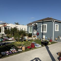 Yard Sale C Street And Palm Downtown Ox