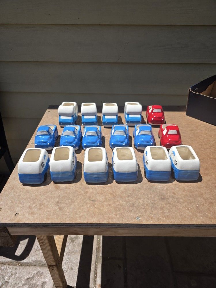 Lot of 17 Cermaic Truck/Campers/RV mini planters