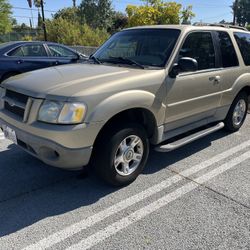 2003 Ford Explorer Sport