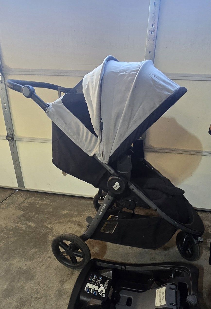 Maxi-Cosi Gia XP 3-Wheel Stroller – Excellent Condition!
