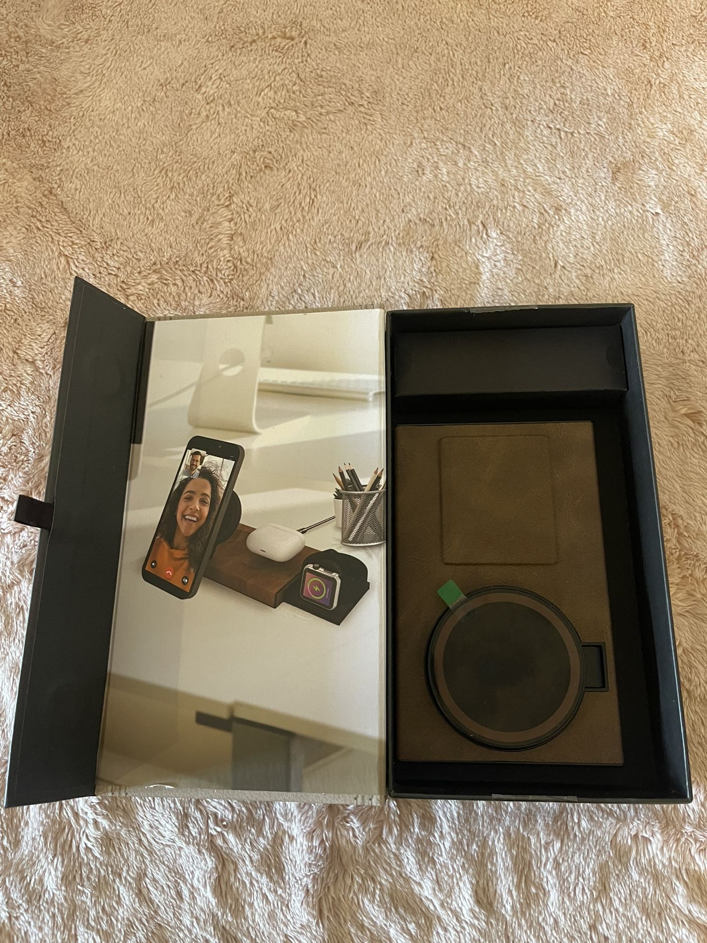 Charging Station For iPhone And Apple Watch