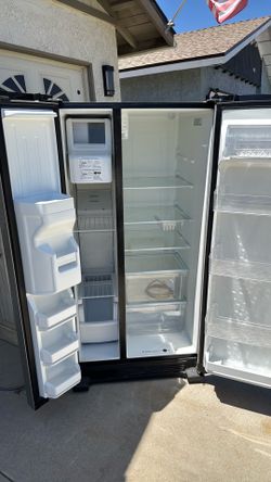 Amana 21.4 cu. ft. Refrigerator in Stainless Steel