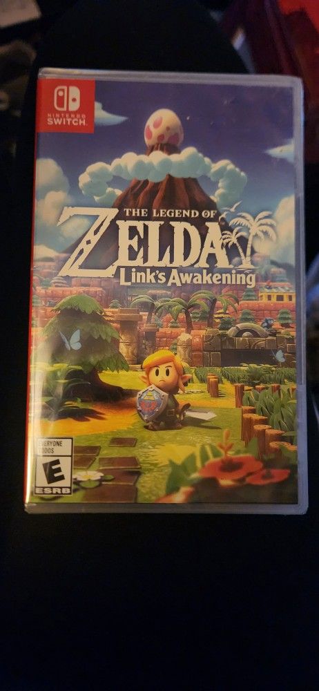 The Legend Of Zelda Link's Awakening Nintendo Switch Game - BNIB