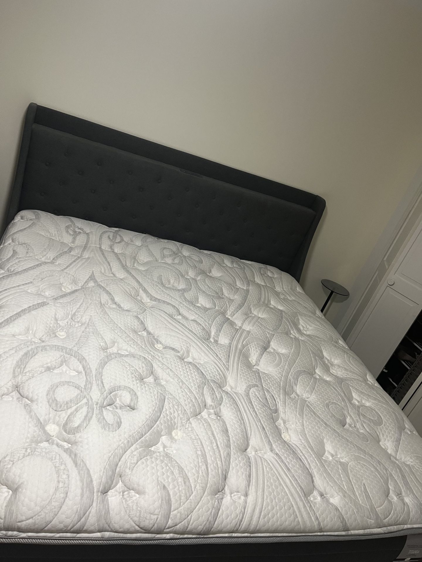 King Ultra Plush Comfort Mattress