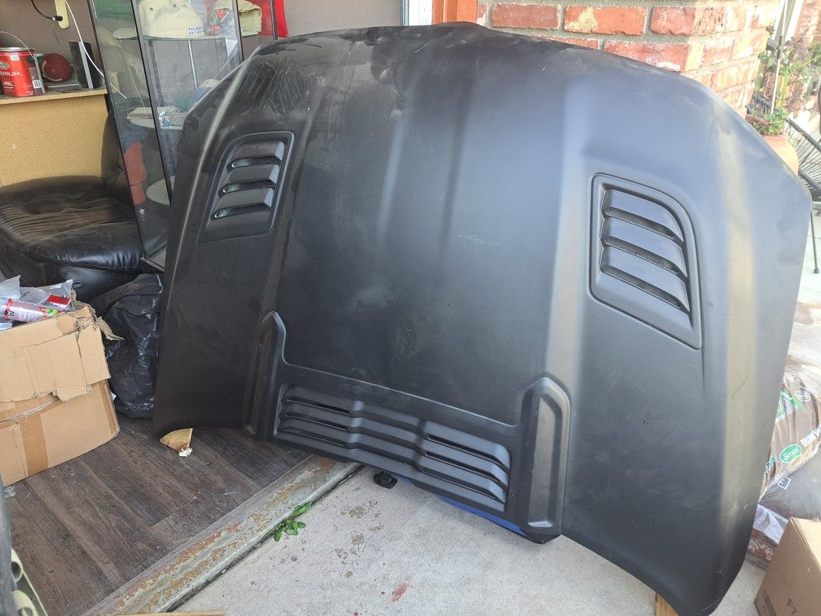 Cofre 2018 DODGE Ram