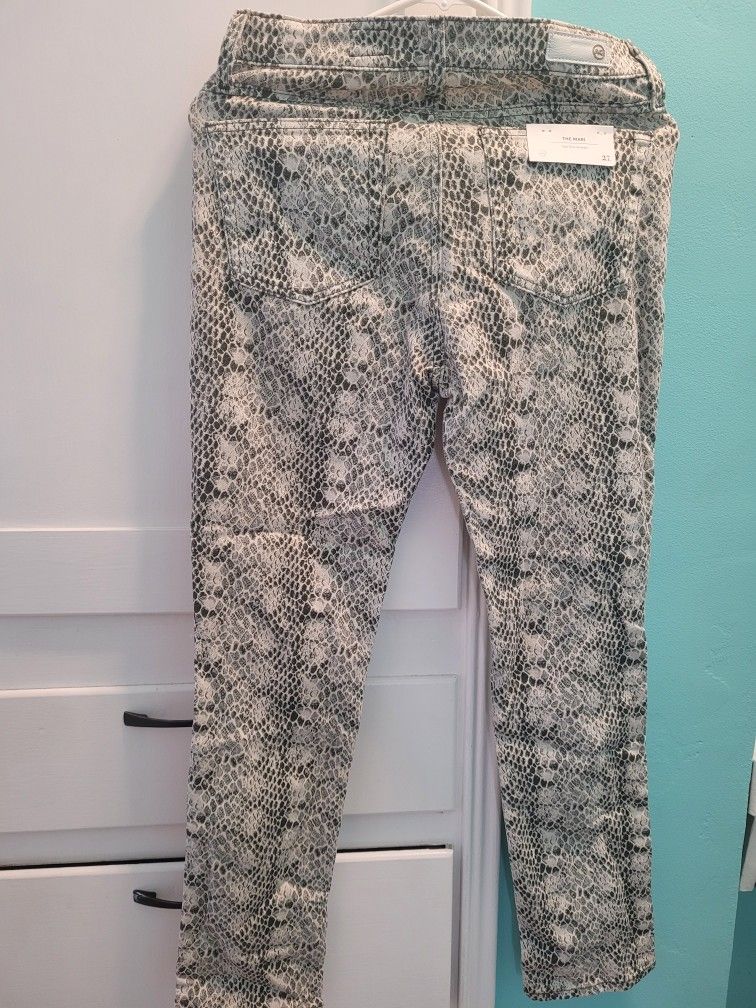 SNAKE PRINT JEAN SIZE 27