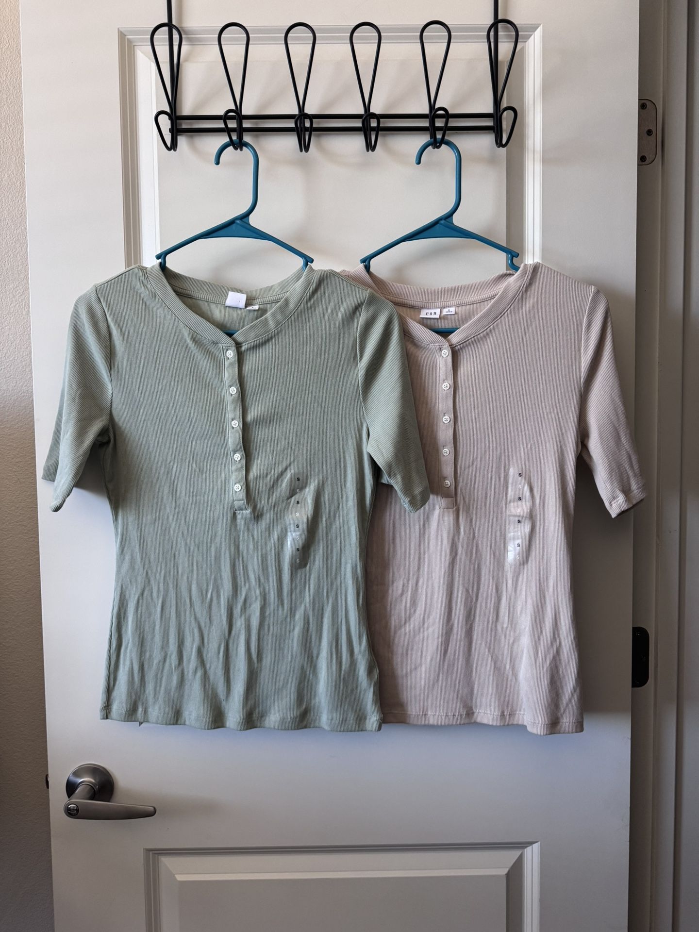 Gap Shirt Bundle Size Small NWT