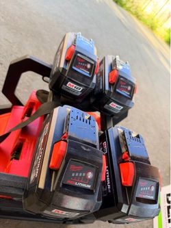 Milwaukee M18 12.0 Batteries