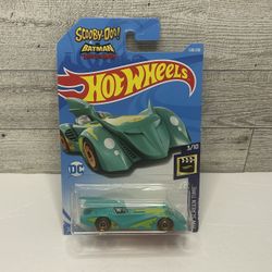 Hot Wheels Scooby-Doo Light Green ‘2017 Dc Batmobile / HW Screen Time • Die Cast Metal • Made in Malaysia 
