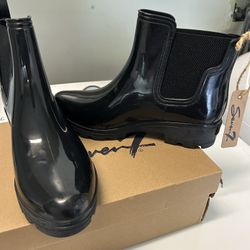 Rain Boots Brand Seven7