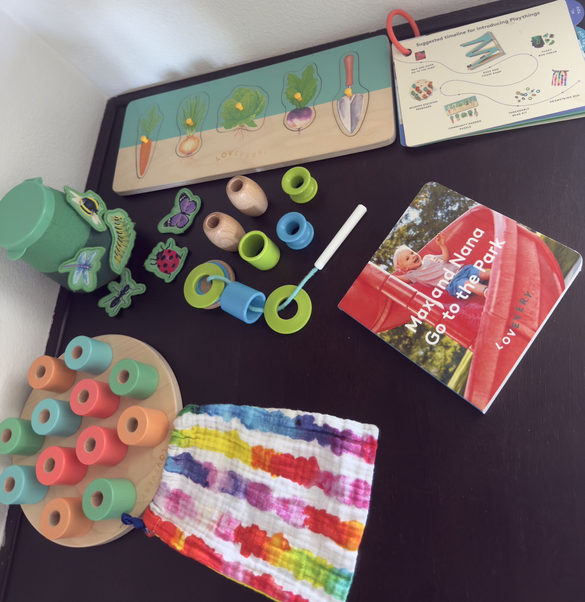 Lovevery: Pioneer Play Kit (16β18 Months)