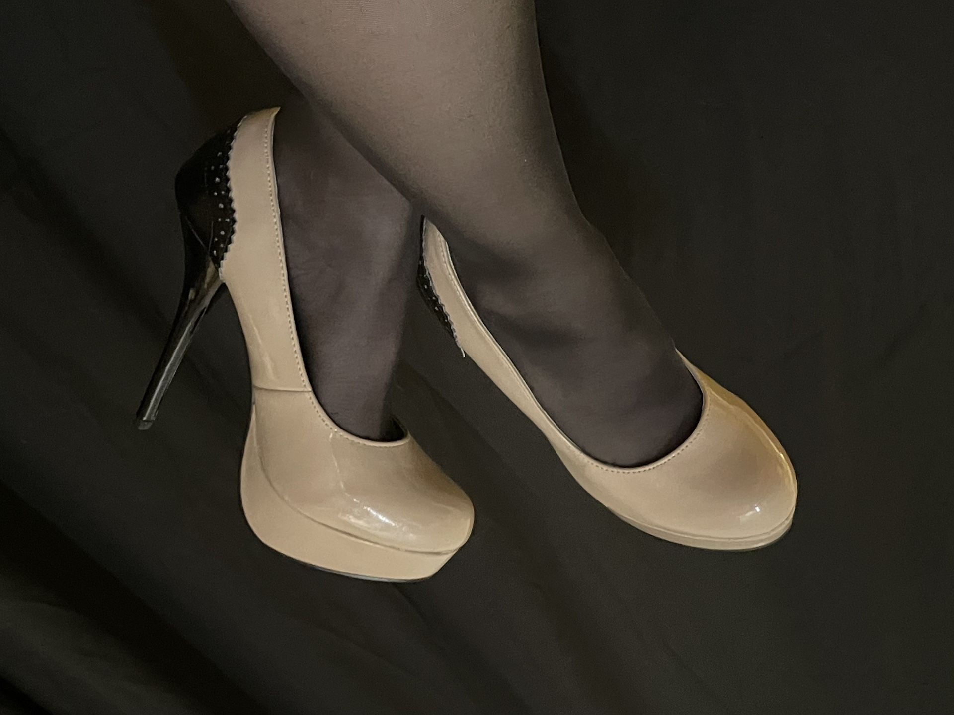 De Blossom Shoes Women’s Size 8