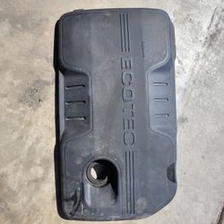 11 GMC/ CHEVY Engine Cover 