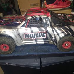 Arrma Mojave 6s (Lots Of Upgrades)