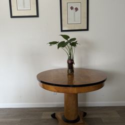 Vintage Round Pedestal Table 
