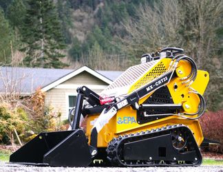 AGT MX-CRT23 Gas Mini Skid Steer