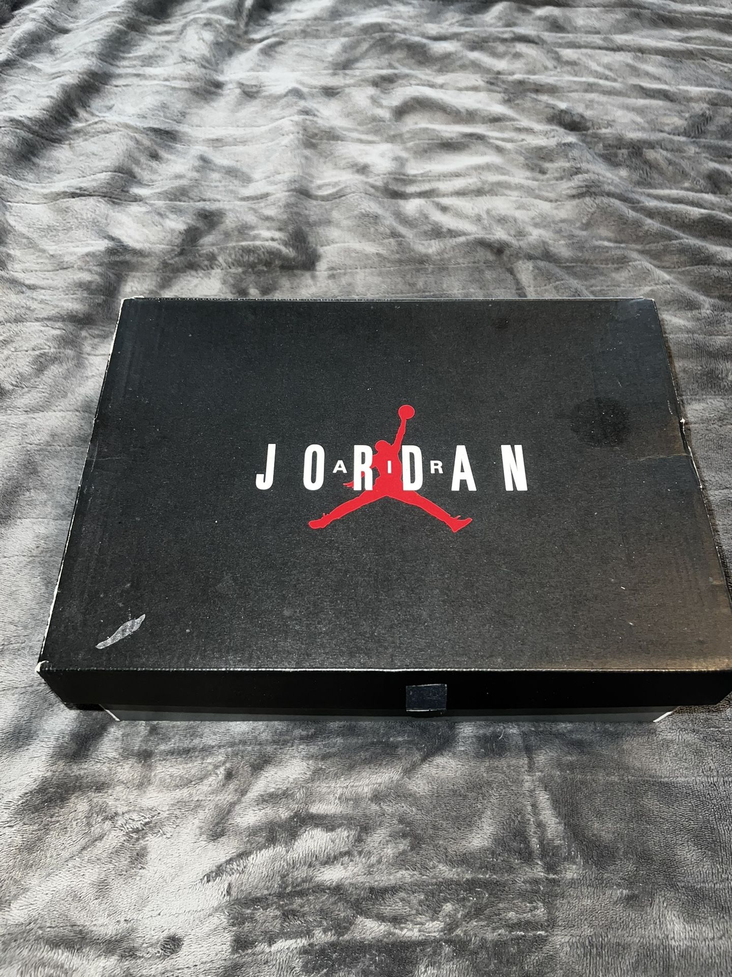 Jordan Retro 9 Grade School