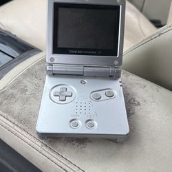 Nintendo Gameboy SP Silver 