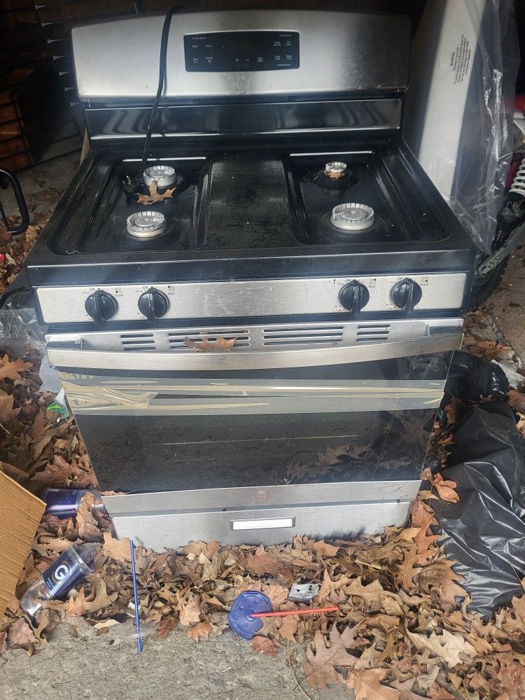 Stove Barely Used