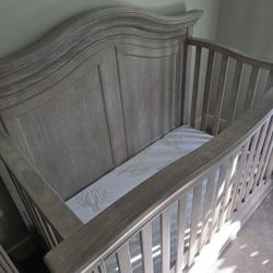 Baby Crib+ Matrtress