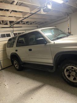 1999 Toyota 4 Runner