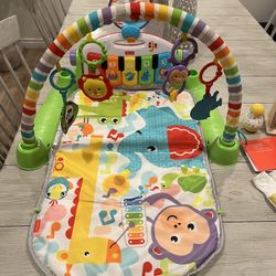 Fisher Price Playmat And Lovevery Sensory Playkit (5-6 Month Old)
