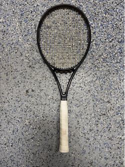 Wilson Pro Staff Six One 95 V13 4 1/4 racket #0008-1