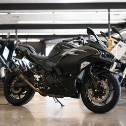 2025 KAWASAKI NINJA 500 ABS