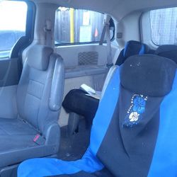 2010 Dodge Caravan Family Van 3rd 