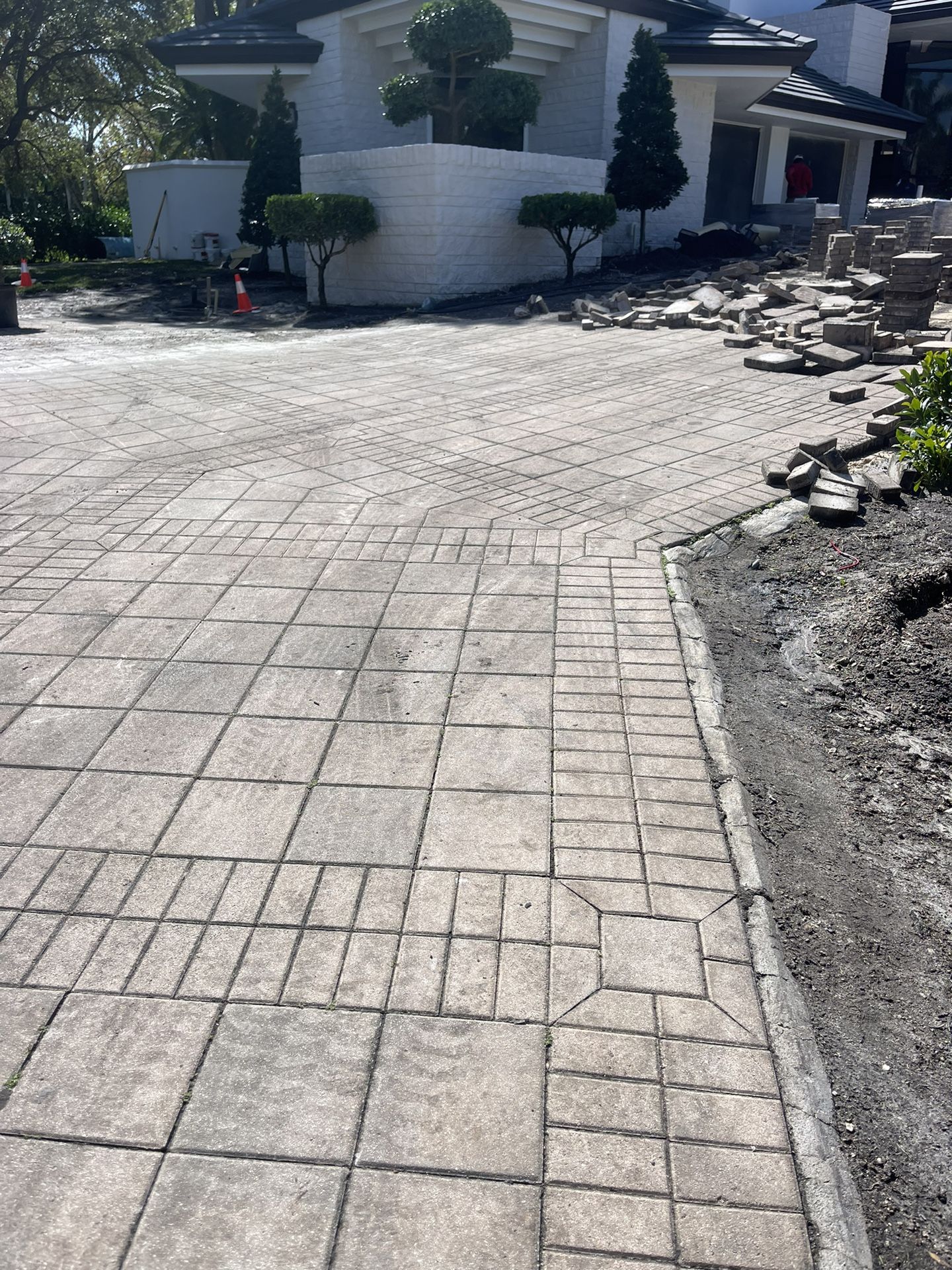 Pavers 12x12—8x8—4x8 Each Pallet 55 Delivery Available for Sale in