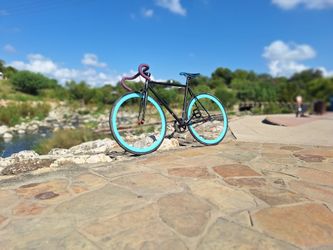 STATE BICYCLE CO. Frame size 52cm (5’2-5’10) 