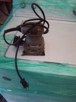 Electric porter cable palm sander